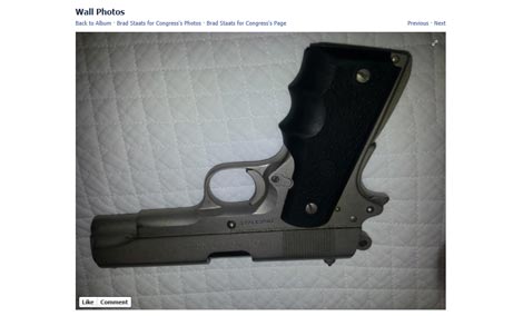 Facebook-page-shows-gun-and-welcome-messate-to-Obama