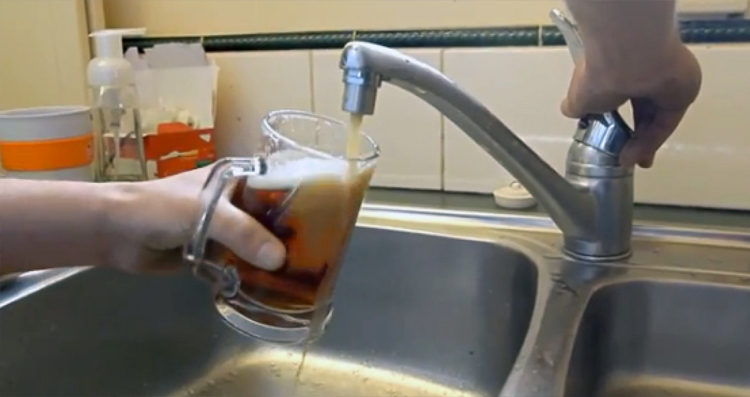 Guy Comes Home To Find His Entire House Plumbed With Beer – Video