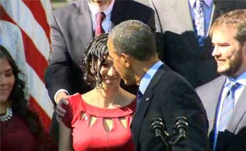 Obama Halts Speech to Help Woozy Woman on Stage