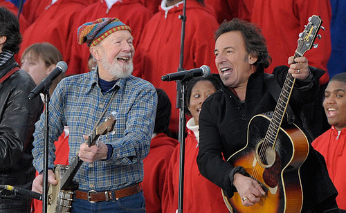 Here’s Pete Seeger Doing What He Does Best…With Bruce Springsteen