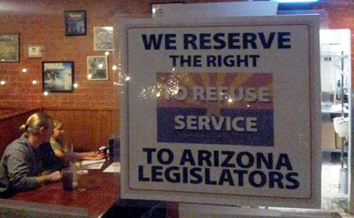 Arizona Pizzeria Reserves Right to Ban Lawmakers After Anti-Gay Bill