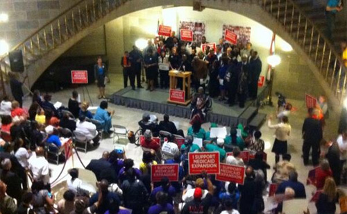 Protestors Shut Down Missouri State Senate Demanding Medicaid Expansion (VIDEO)