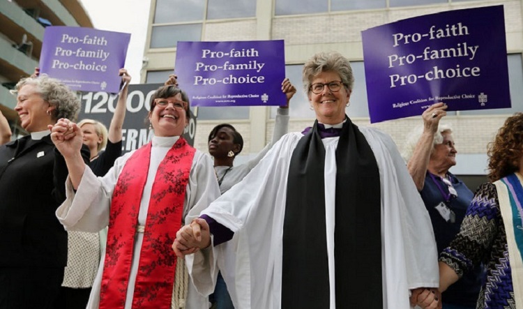 ‘Thank God For Abortion Providers’: Clergy Gather To Bless Abortion Clinic