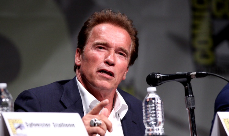 Arnold Schwarzenegger Stumps Climate Change Deniers With One Pro-Life Question
