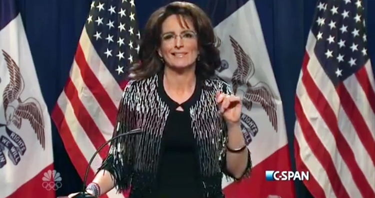 Watch Tina Fey Blast Sarah Palin’s Trump Endorsement