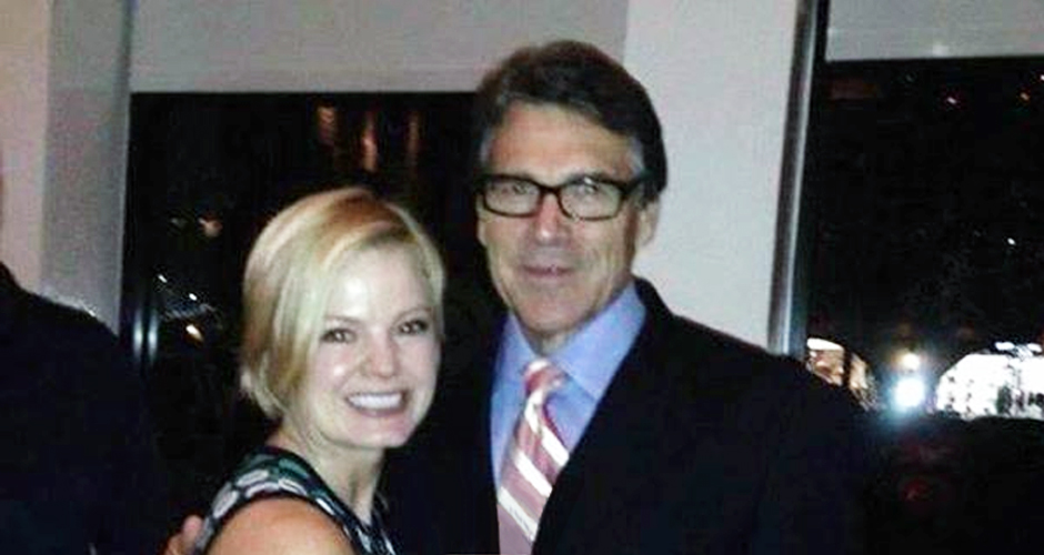Is This Photo Of Energy Secretary Rick Perry For Real? If So We Applaud This Woman
